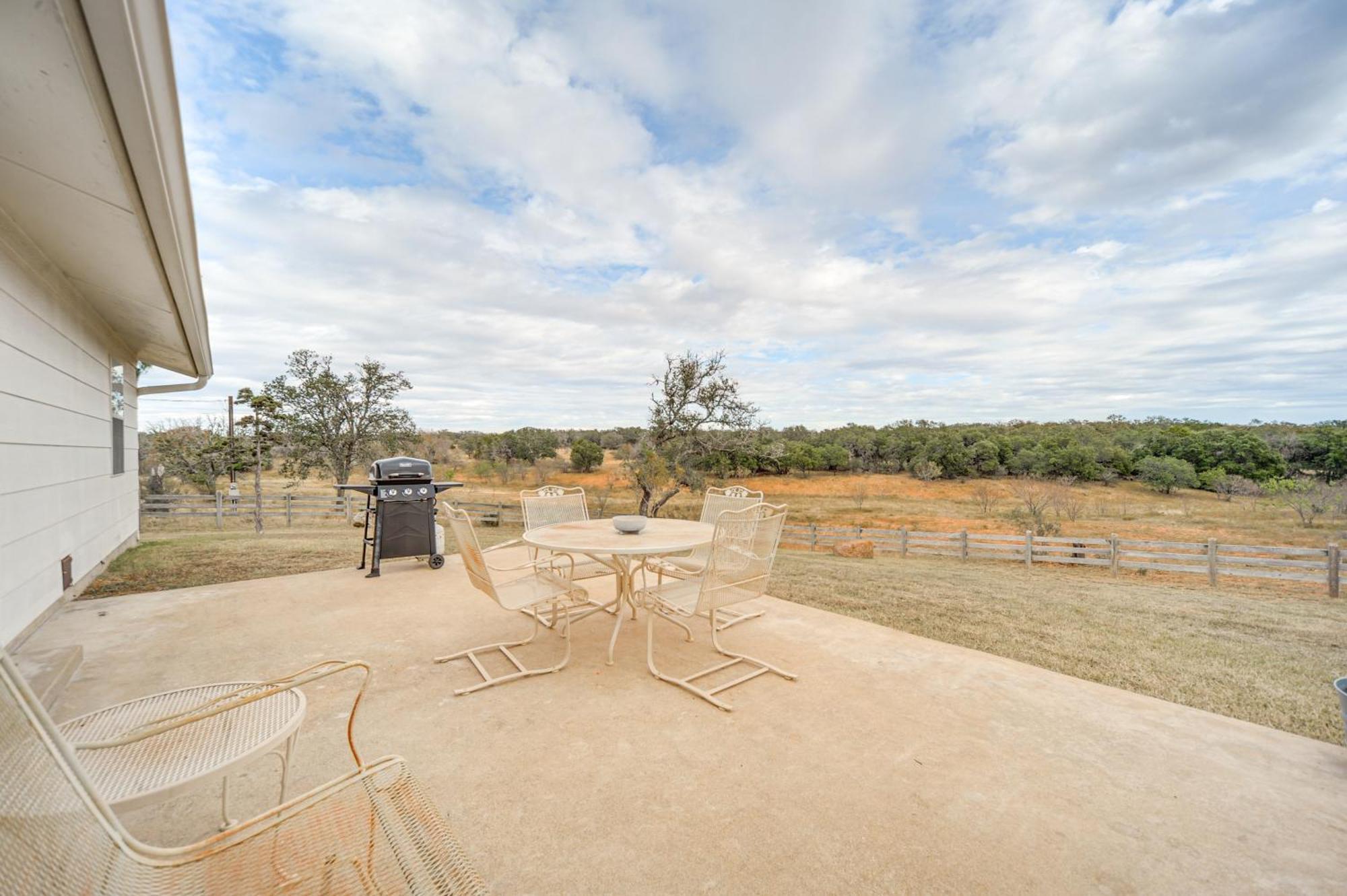 Villa Historic Hoffmann Ranch Haus Near Wineries! Fredericksburg Exterior foto